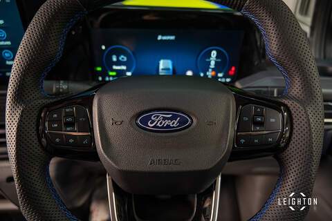 Ford Transit Custom 2.5 320 PHEV 232ps Auto Panel Van L2 H1 - N5334