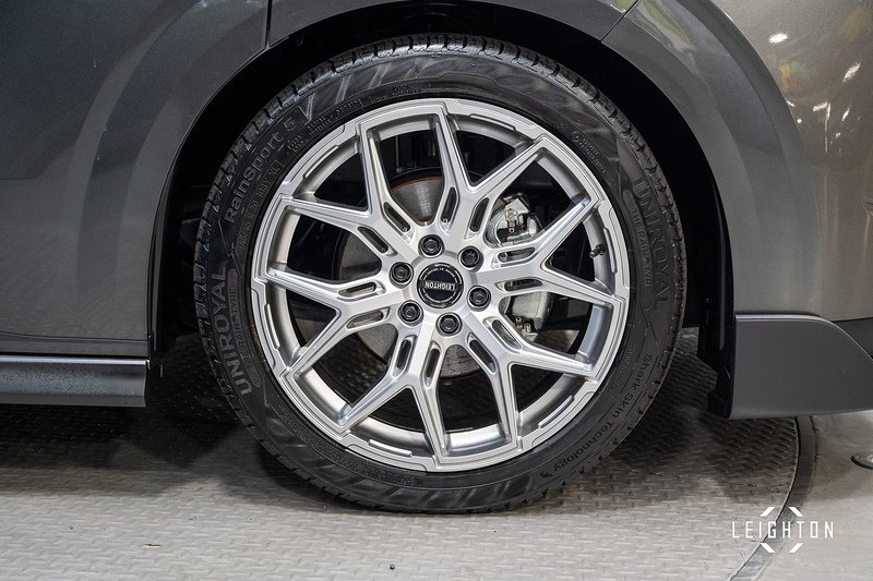 Ford Transit Custom 2.5 320 PHEV 232ps Auto Panel Van L2 H1 - N5334