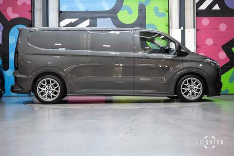 Ford Transit Custom 2.5 320 PHEV 232ps Auto Panel Van L2 H1 - N5334