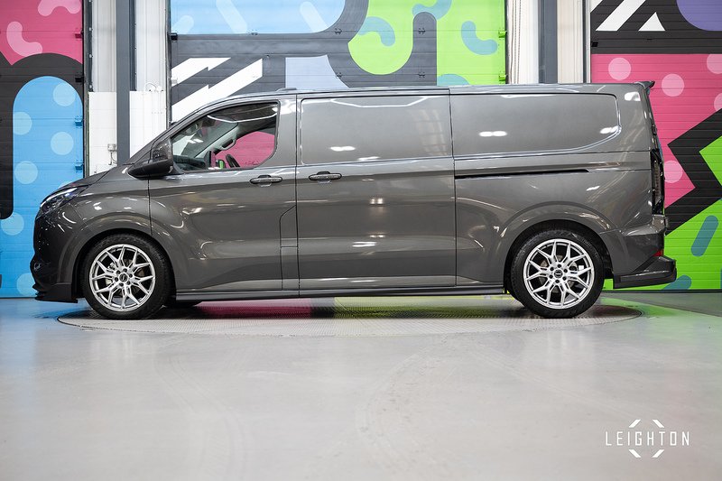 Ford Transit Custom 2.5 320 PHEV 232ps Auto Panel Van L2 H1 - N5334