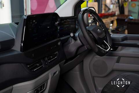 Ford Transit Custom 2.5 320 PHEV 232ps Auto Panel Van L1 H1 - N5364