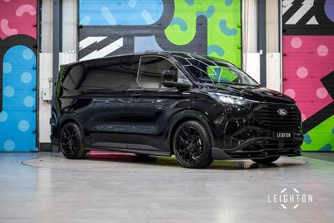 Ford Transit Custom 2.0 300 EcoBlue Limited Panel Van 5dr Diesel Auto L1 H1 Euro 6 (s/s) (136 ps)