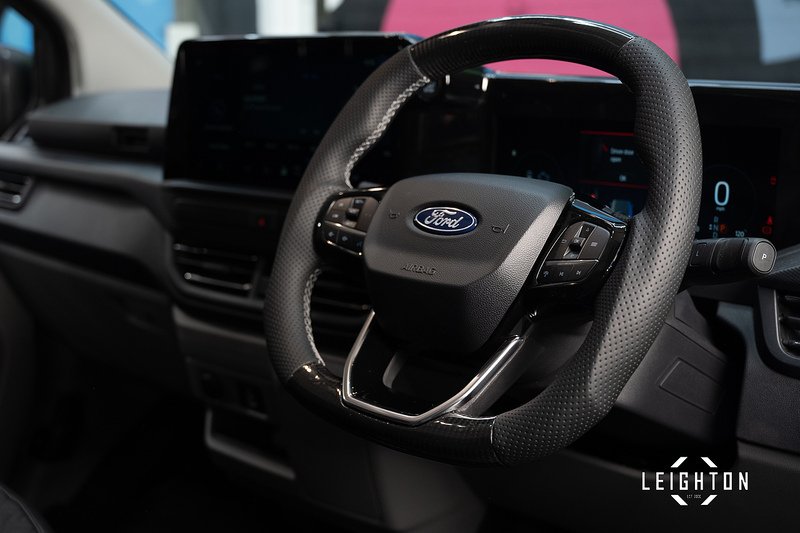 Ford Transit Custom 2.5 320 PHEV 232ps Auto Double Cab L2 H1 - N5368