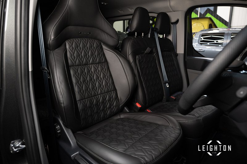 Ford Transit Custom 2.5 320 PHEV 232ps Auto Double Cab L2 H1 - N5369