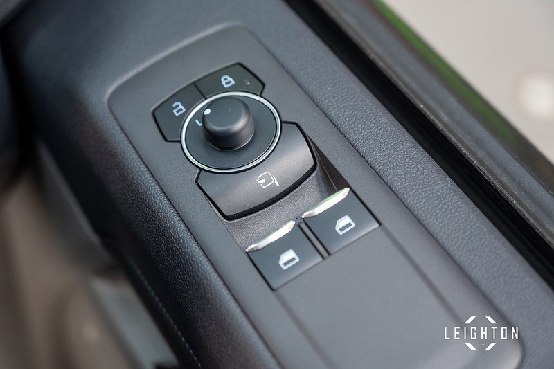 Ford Transit Custom 2.5 320 PHEV 232ps Auto Double Cab L2 H1 - N5370