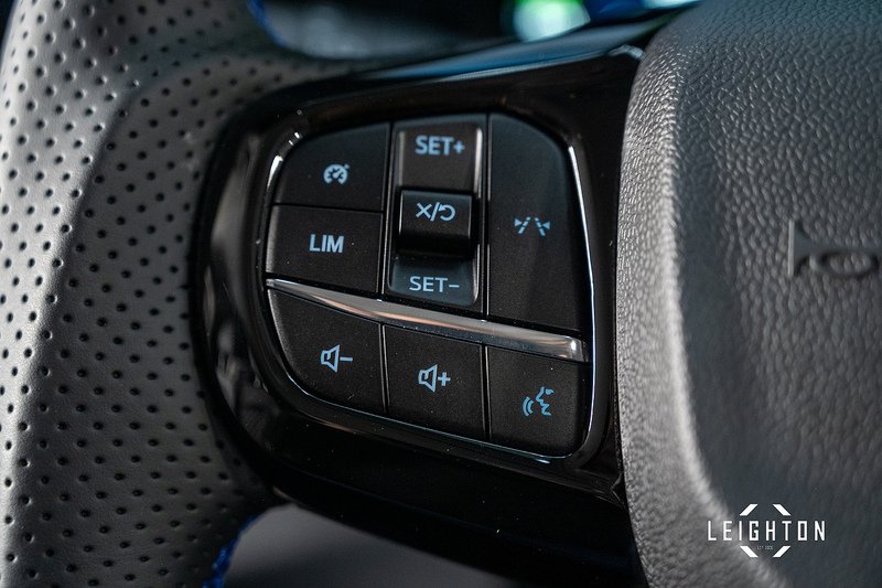 Ford Transit Custom 2.5 320 PHEV 232ps Auto Double Cab L1 H1 - N5371