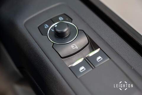 Ford Transit Custom 2.5 320 PHEV 232ps Auto Double Cab L1 H1 - N5371