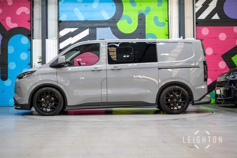 Ford Transit Custom 2.5 320 232ps Auto PHEV Double Cab L1 - N5388
