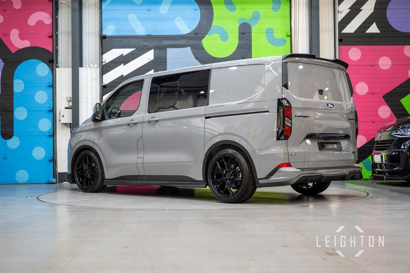 Ford Transit Custom 2.5 320 232ps Auto PHEV Double Cab L1 - N5388
