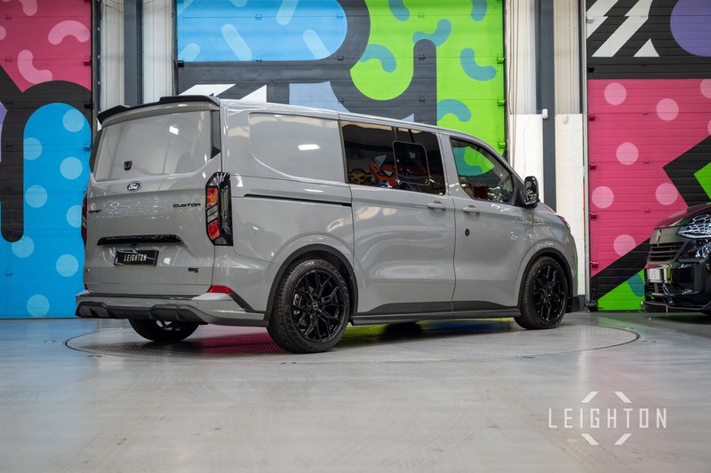 Ford Transit Custom 2.5 320 232ps Auto PHEV Double Cab L1 - N5388
