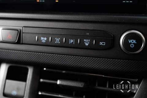 Ford Transit Custom 2.5 320 232ps Auto PHEV Double Cab L1 - N5388
