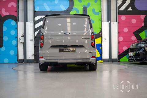 Ford Transit Custom 2.5 320 232ps Auto PHEV Double Cab L2 - N5402