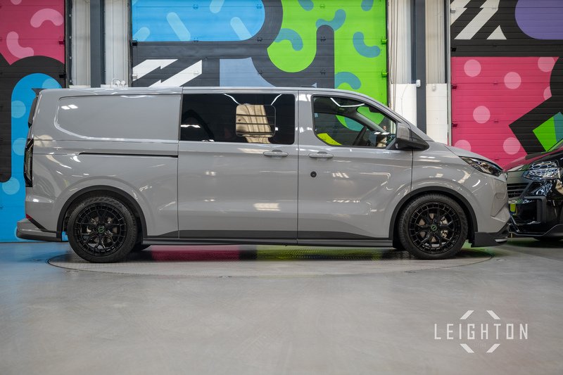 Ford Transit Custom 2.5 320 232ps Auto PHEV Double Cab L2 - N5402