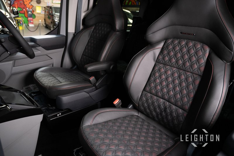 Ford Transit Custom 2.5 320 232ps Auto PHEV Double Cab L2 - N5402