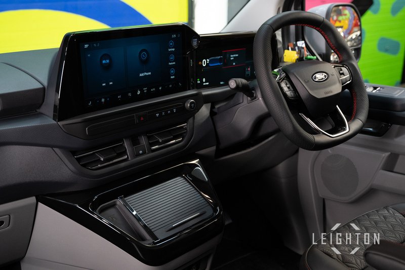 Ford Transit Custom 2.5 320 232ps Auto PHEV Double Cab L2 - N5402