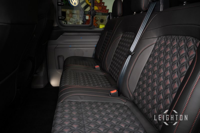 Ford Transit Custom 2.5 320 232ps Auto PHEV Double Cab L2 - N5402