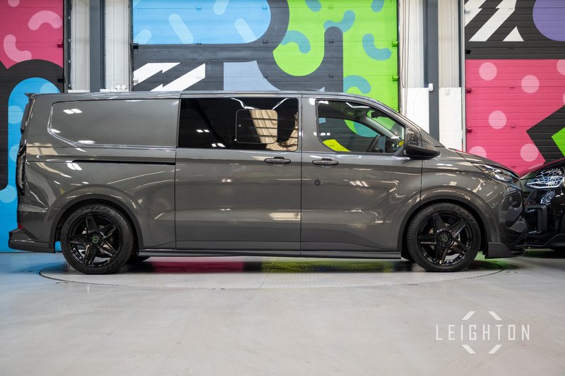 Ford Transit Custom 2.5 320 232ps Auto PHEV Double Cab L2 - N5404
