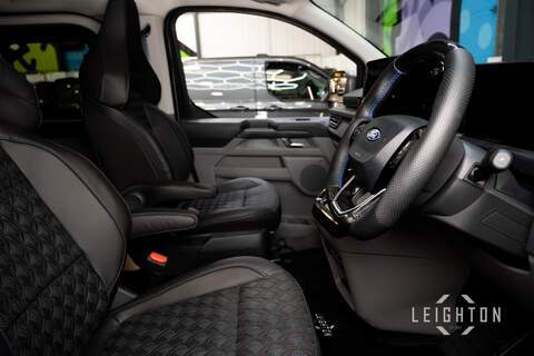 Ford Transit Custom 2.5 320 232ps Auto PHEV Double Cab L2 - N5404