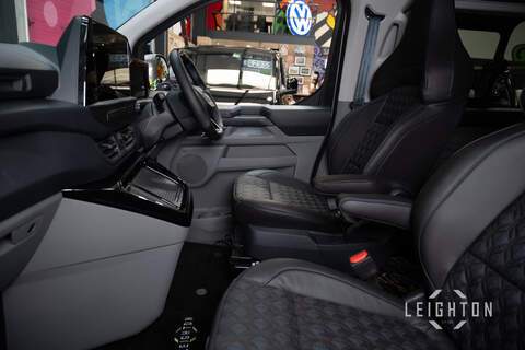 Ford Transit Custom 2.5 320 232ps Auto PHEV Double Cab L2 - N5404