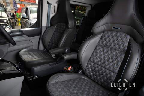 Ford Transit Custom 2.5 320 232ps Auto PHEV Double Cab L2 - N5404