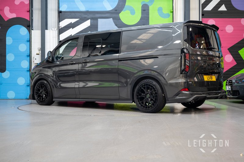 Ford Transit Custom 2.5 320 232ps PHEV Auto Double Cab L2 - N5405