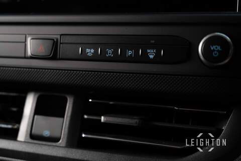 Ford Transit Custom 2.5 320 232ps PHEV Auto Double Cab L2 - N5405