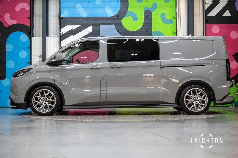 Ford Transit Custom 2.5 320 PHEV 232ps Auto Double Cab L2 H1 - N5407