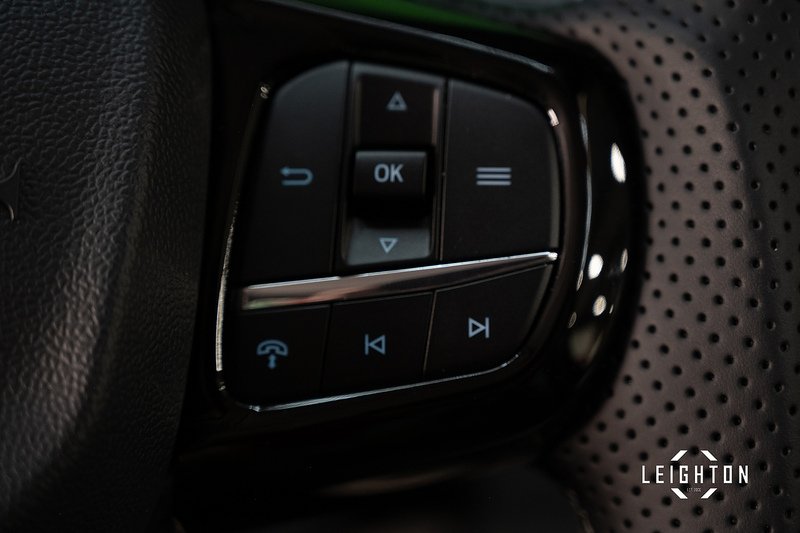 Ford Transit Custom 2.5 320 PHEV 232ps Auto Double Cab L2 H1 - N5407