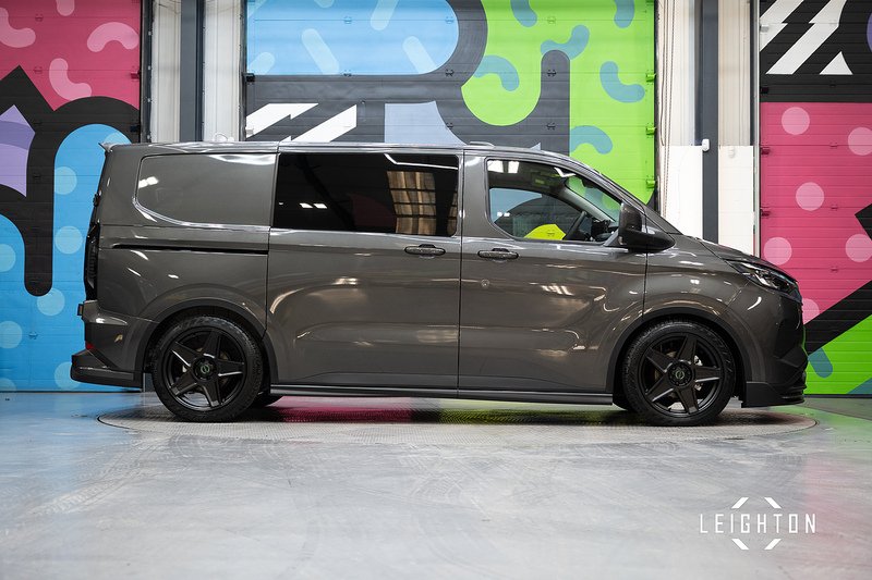 Ford Transit Custom 2.5 320 PHEV 232ps Auto Double Cab L2 H1 - N5409