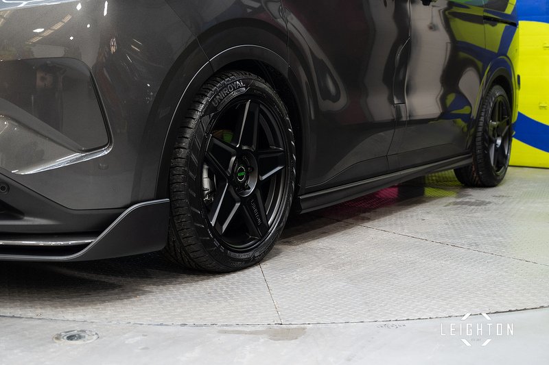 Ford Transit Custom 2.5 320 PHEV 232ps Auto Double Cab L2 H1 - N5409