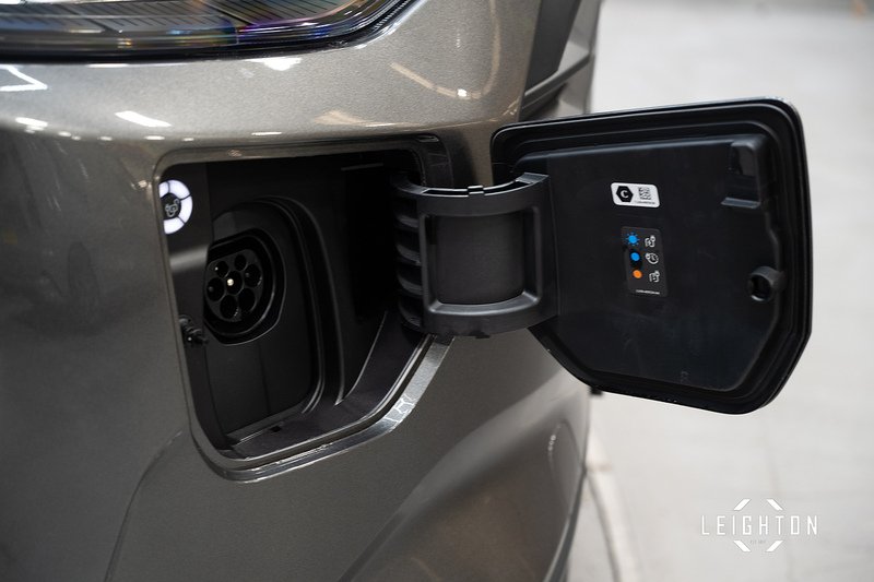 Ford Transit Custom 2.5 320 PHEV 232ps Auto Double Cab L2 H1 - N5409