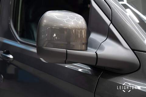 Ford Transit Custom 2.5 320 PHEV 232ps Auto Double Cab L2 H1 - N5409