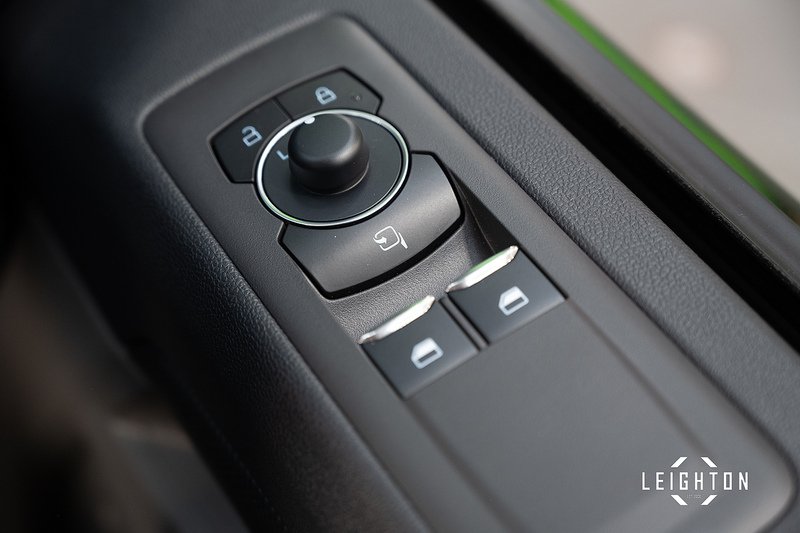 Ford Transit Custom 2.5 320 PHEV 232ps Auto Double Cab L2 H1 - N5409