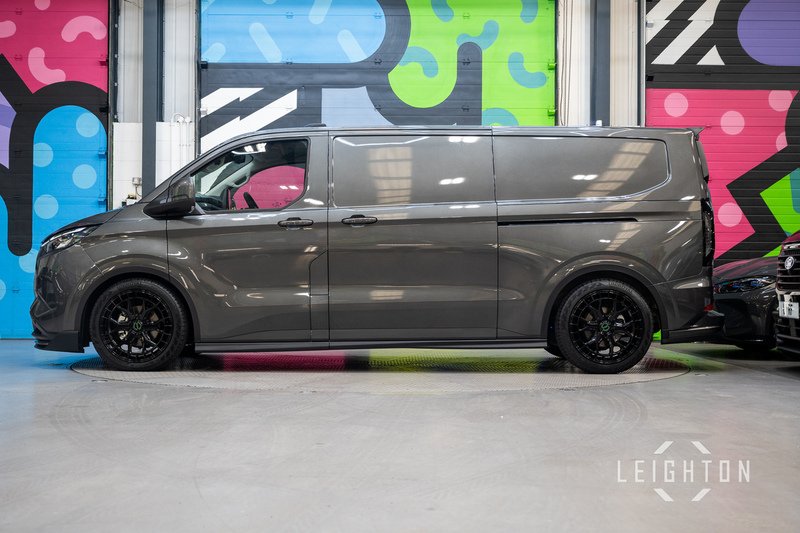 Ford Transit Custom 2.5 320 PHEV 232ps Auto Panel Van L2 - N5410