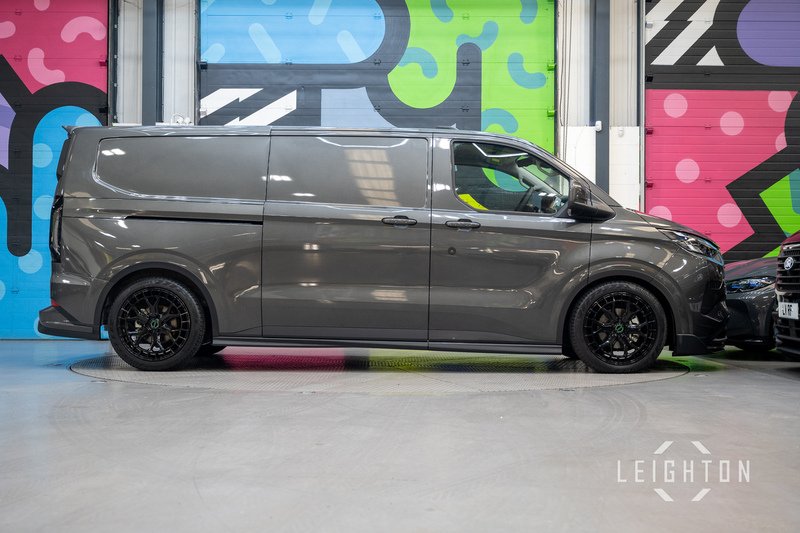 Ford Transit Custom 2.5 320 PHEV 232ps Auto Panel Van L2 - N5410
