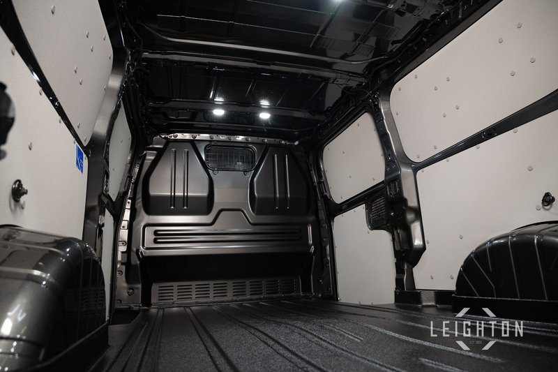 Ford Transit Custom 2.5 320 PHEV 232ps Auto Panel Van L2 - N5410