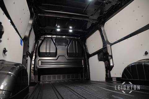 Ford Transit Custom 2.5 320 PHEV 232ps Auto Panel Van L2 - N5410