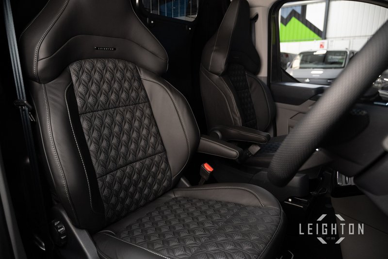 Ford Transit Custom 2.5 320 PHEV 232ps Auto Panel Van L2 - N5410