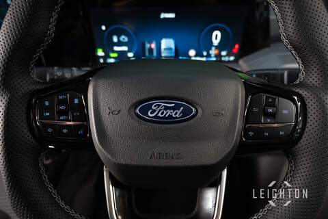 Ford Transit Custom 2.5 320 PHEV 232ps Auto Panel Van L2 - N5410