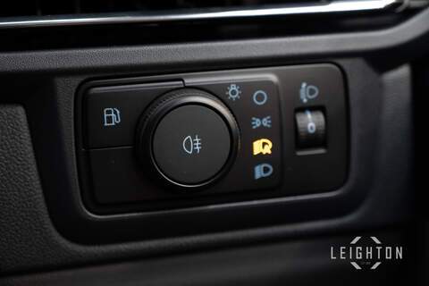 Ford Transit Custom 2.5 320 PHEV 232ps Auto Panel Van L2 - N5410