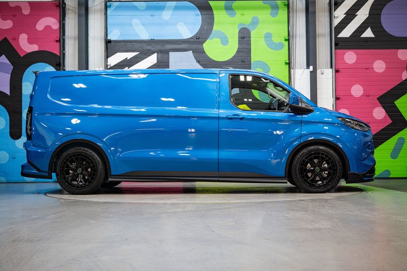 Ford Transit Custom 2.5 320 PHEV 232ps Auto Panel Van L2 - N5377