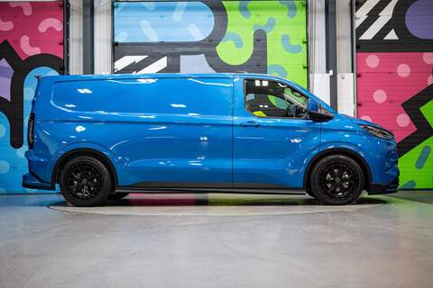 Ford Transit Custom 2.5 320 PHEV 232ps Auto Panel Van L2 - N5377