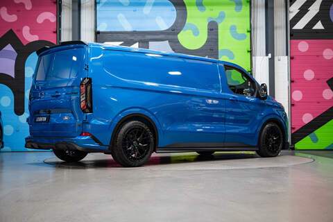 Ford Transit Custom 2.5 320 PHEV 232ps Auto Panel Van L2 - N5377