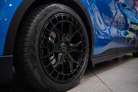 Ford Transit Custom 2.5 320 PHEV 232ps Auto Panel Van L2 - N5377