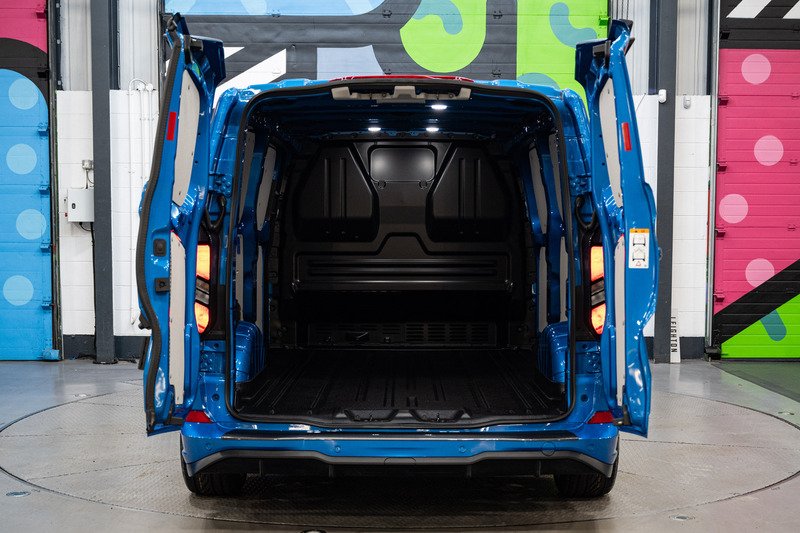 Ford Transit Custom 2.5 320 PHEV 232ps Auto Panel Van L2 - N5377