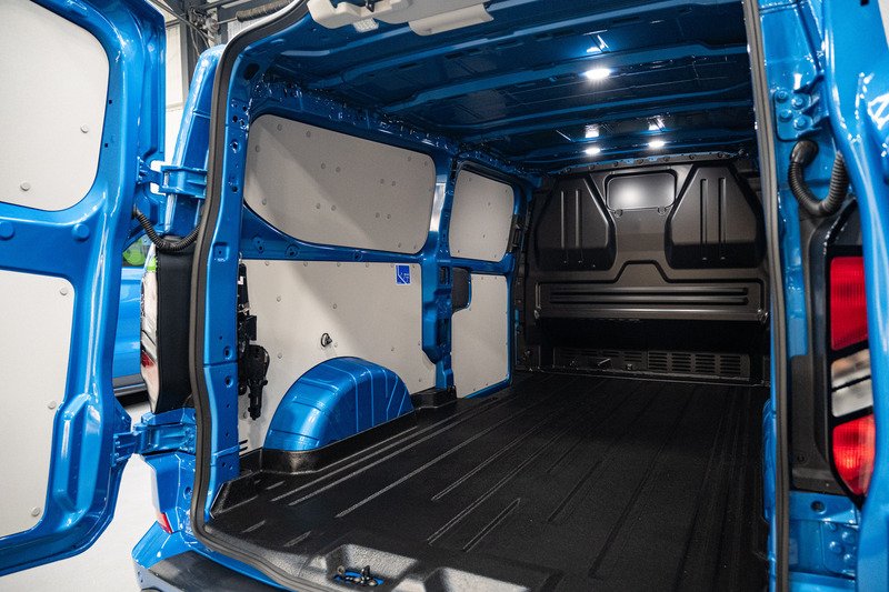 Ford Transit Custom 2.5 320 PHEV 232ps Auto Panel Van L2 - N5377