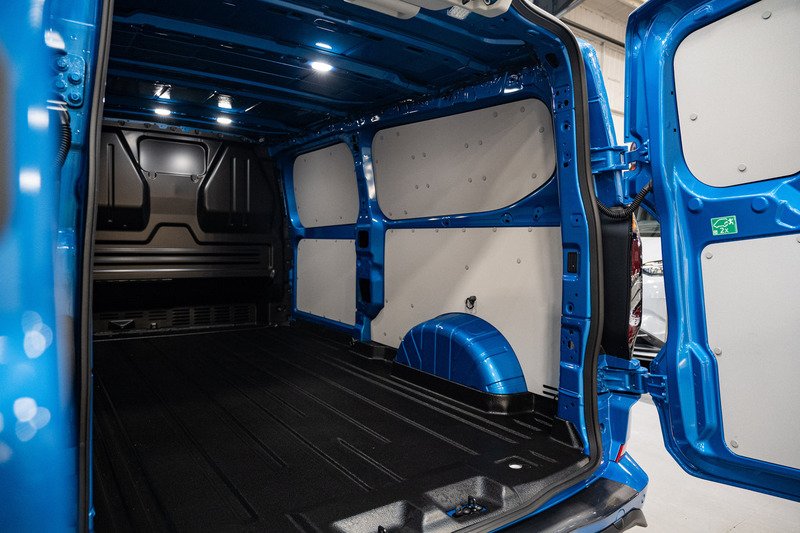 Ford Transit Custom 2.5 320 PHEV 232ps Auto Panel Van L2 - N5377