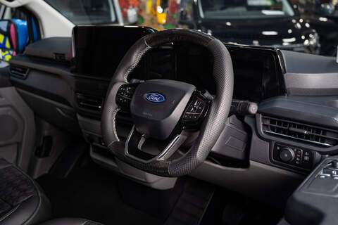 Ford Transit Custom 2.5 320 PHEV 232ps Auto Panel Van L2 - N5377