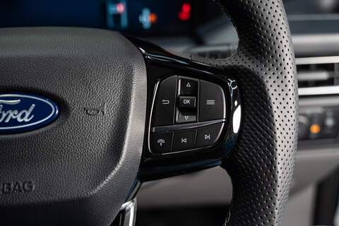 Ford Transit Custom 2.5 320 PHEV 232ps Auto Panel Van L2 - N5377