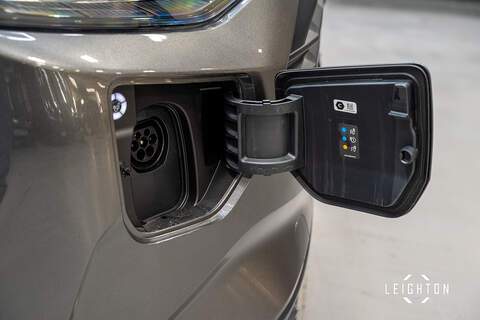 Ford Transit Custom 2.5 320 PHEV 232ps Auto Panel Van L2 H1 - N5436